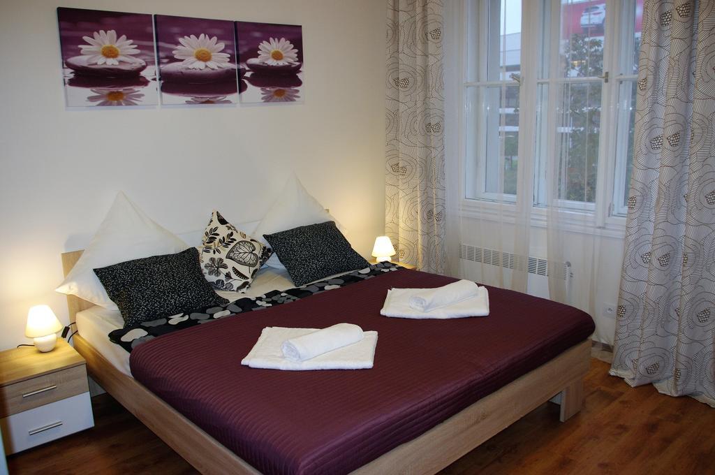 Апартаменти Spacious View Прага